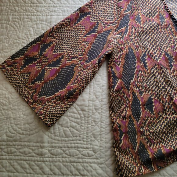 Snakeskin print top - Picture 5 of 5